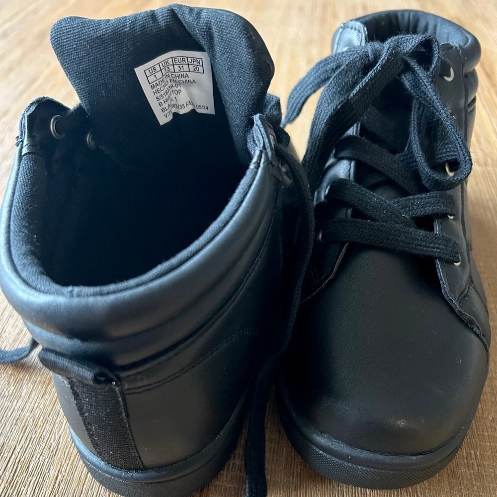 GAP Kids High-Top Sneakers, size 1, NWT